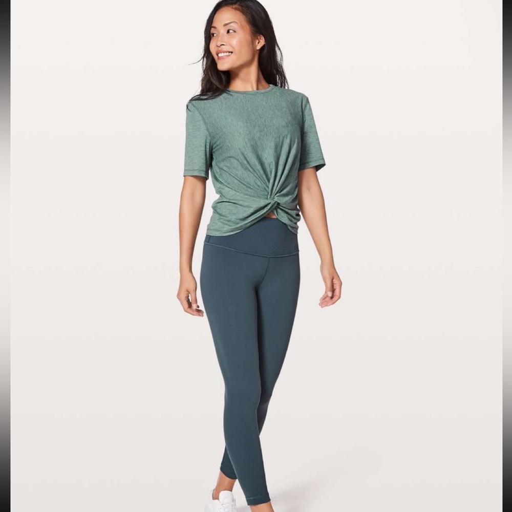 Lululemon Crecent Tee Short Sleeve Active Shirt‎ Womens Heathered Green Size 2
